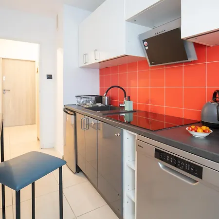 First Zoliborz 7 Apartman Varsó